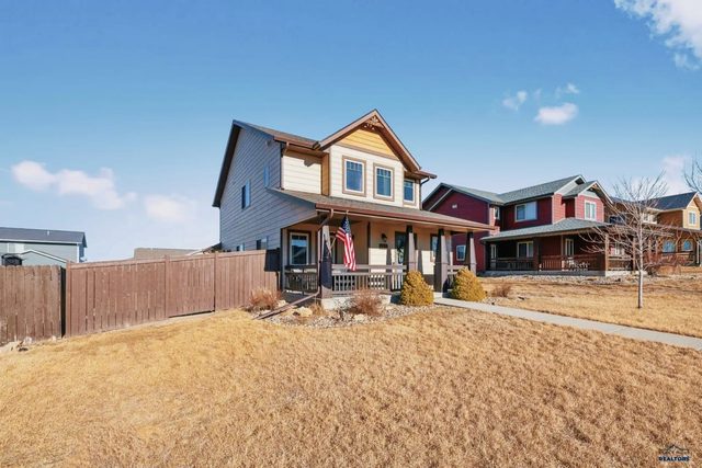 Northern Lights Retreat | Quiet & Convenient