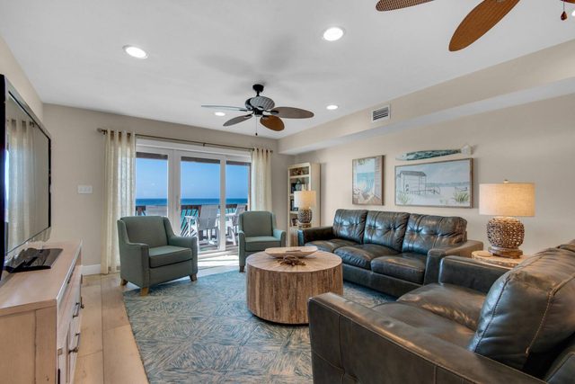 2075 Scenic 8 - 4BR