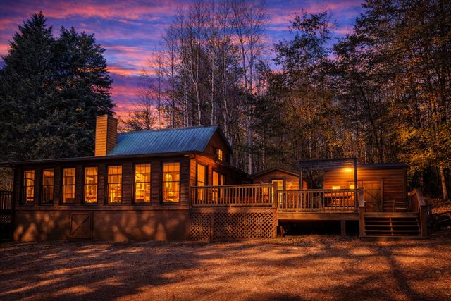 Cabin on Warner Pond — Cleveland, GA