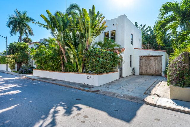 228 Lytton Ct. Wpb — West Palm Beach, FL