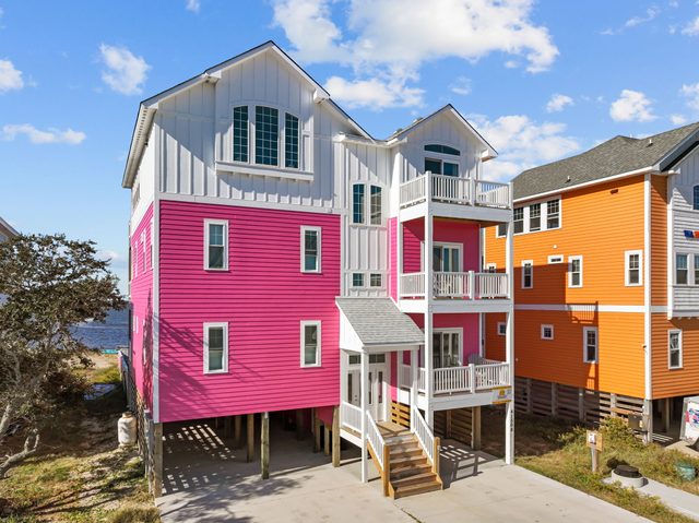 Sounds Sea'rious — Avon, NC