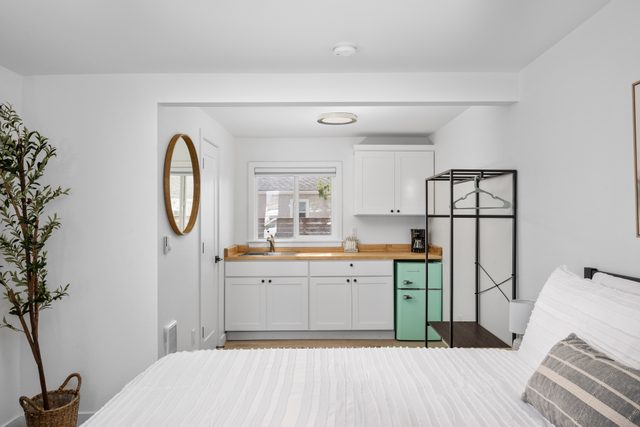 Inn at Rockaway Beach #2