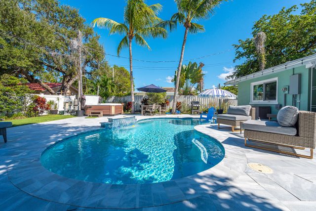 129 Milton St. Lantana