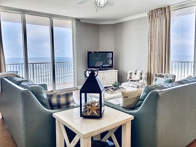 TW 701 — Panama City, FL