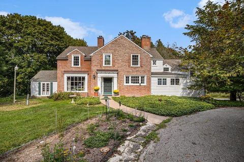 Lake Bluffs Farmhouse — Manistee, MI