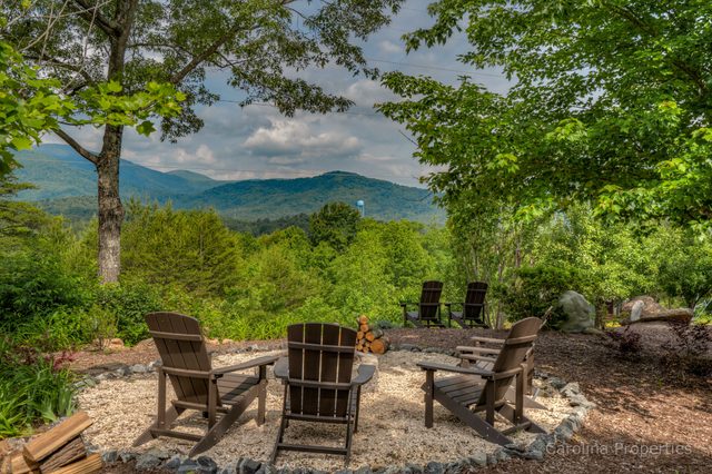 Kick Back Cabin