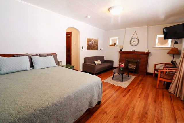 Peaceful Hideaway on Main, BH Adventure Unit — Deadwood, SD