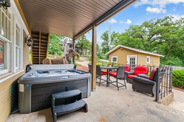 The Branson House — Branson, MO