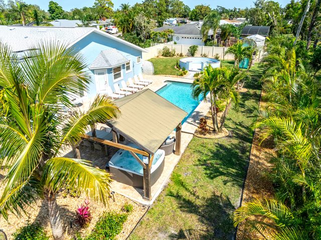 Royal Palms