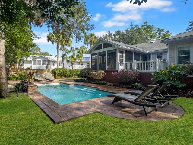 112 Sparrow - IOP Poolside Paradise