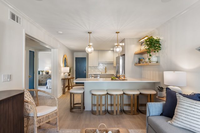Oceanside Villas 211C - Villa Solea - 1400 Ocean Blvd Unit 211C