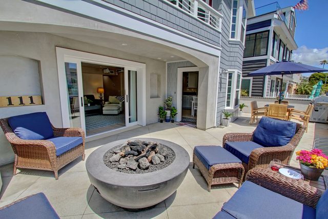 Coastal Cottage — Newport Beach, CA