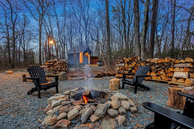 The Little Black Cabin — Cresco, PA