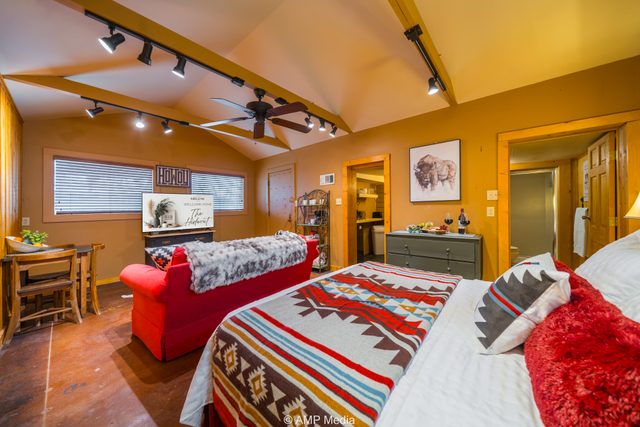 The Hideout - A Sayles Ranch Guesthouse — Abilene, TX