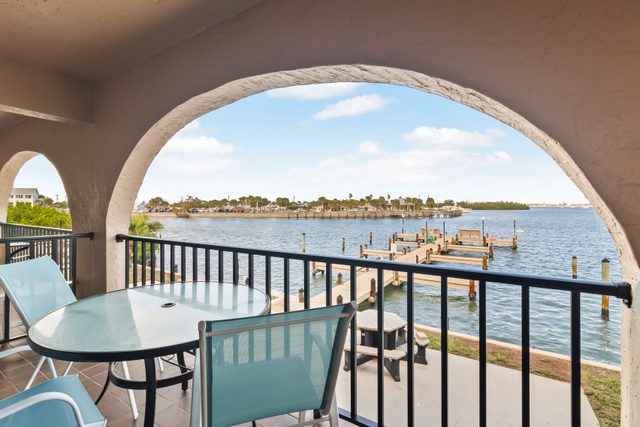 Pat's Place — Englewood, FL