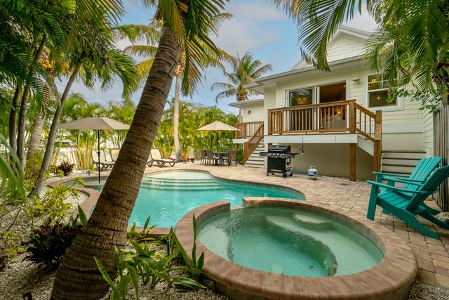 Sailfish Bungalow — Holmes Beach, FL