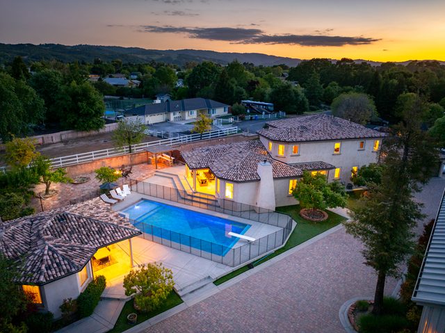 Villa Allegria Luxe- MH & Casita