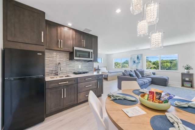 331 Studio Palms — Delray Beach, FL