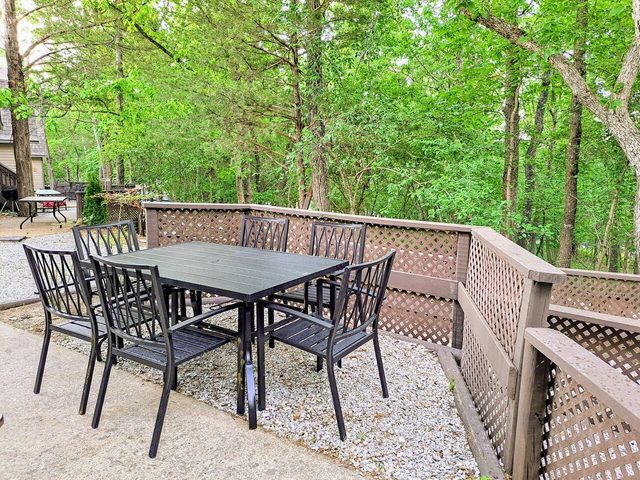 Timber Point 8