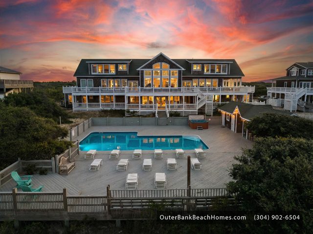Outer banks Mark Twain Oceanfront by LUXSTAYUSA – Main