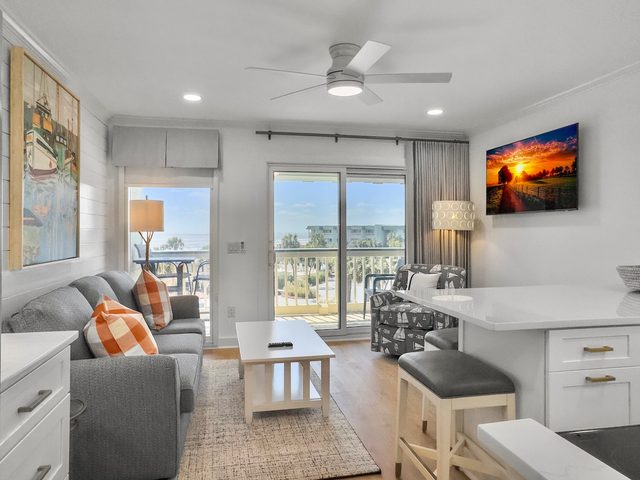 Sea Cabins - 307A