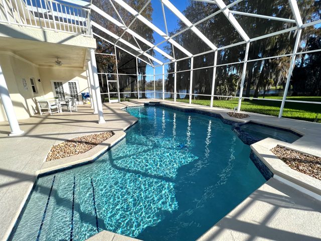 Mickeys Homestead 2737FB
