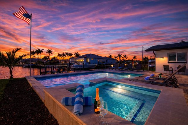 Villa Bayshore