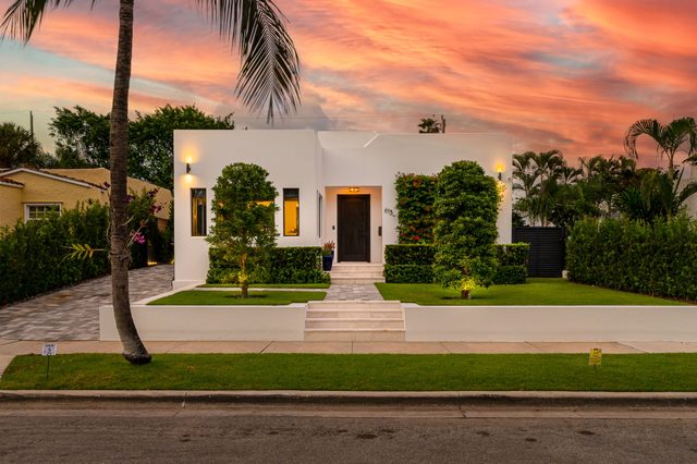 613 Upland Rd. WPB