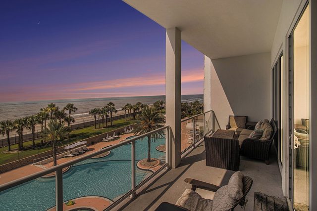 Diamond Beach 411