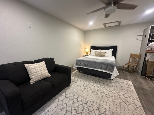 Carriage House — Abilene, TX