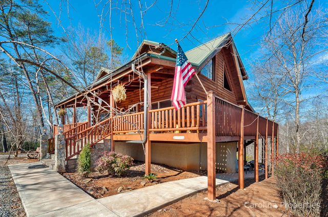 Outlander Cabin — Lake Lure, NC