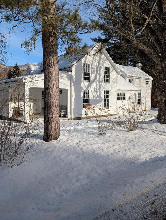 Cozy home with mountain views. — Dorset, VT