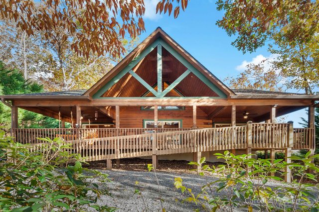 The Bears Den — Lake Lure, NC