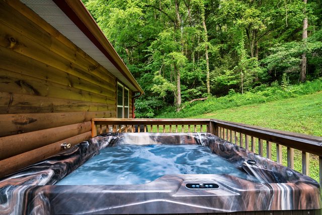 Smokies Hideaway — Sevierville, TN
