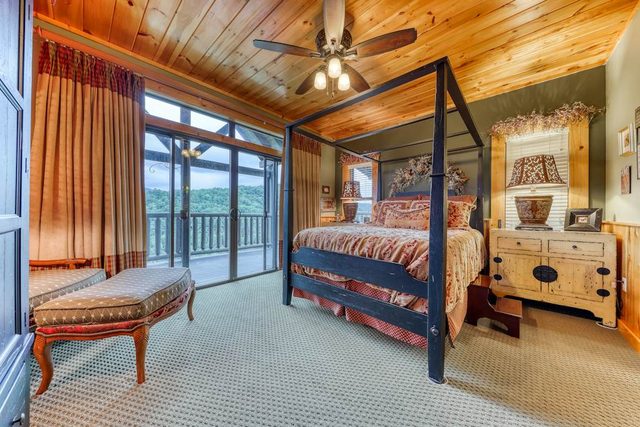 Mtn Getaway, Sleeps 12・Spectacular Views・Hot Tub