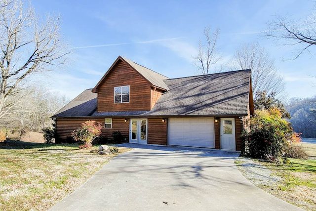 Near Dollywood, Foosball Fun, Fenced Yard, Views