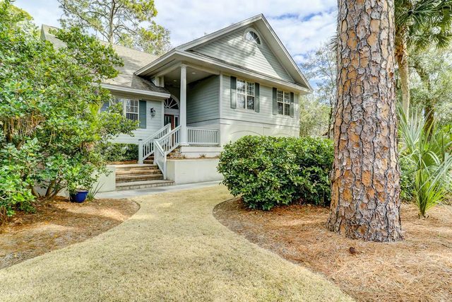 Sunny & bright home near the beach w/ private pool & furnished deck