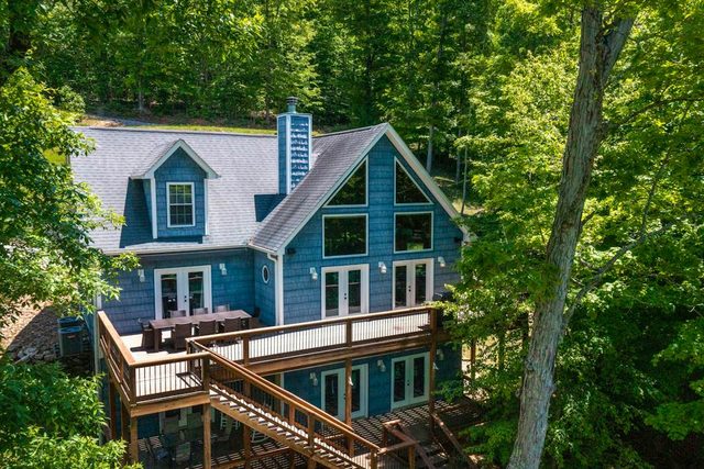 Waterfront Retreat, Sleeps 14, Theater, Games, Grill