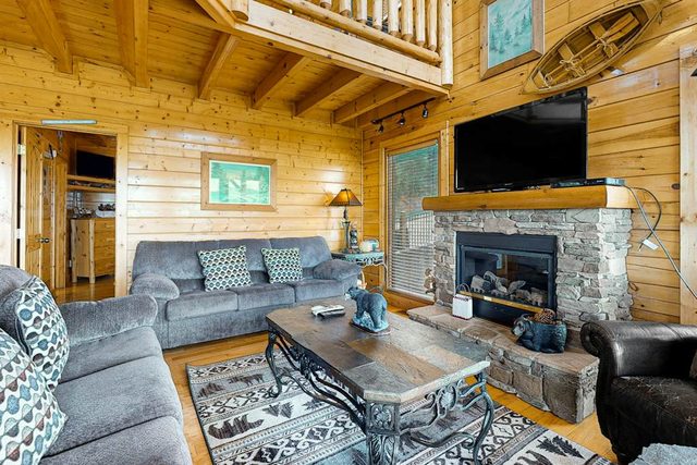 Spacious Family Friendly Getaway・Mtn View・Games