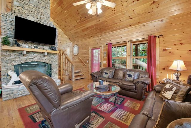 Hot tub Retreat, Forest Hideaway, Pool, Game Room