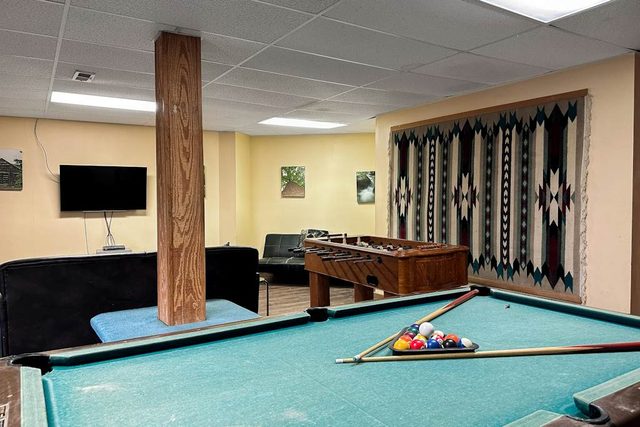 2 Story Mtn View Cabin, Sleeps 6, Fireplace, Games