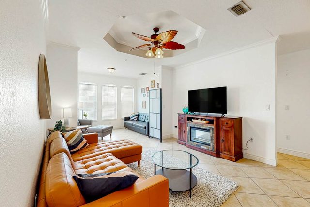Snowbird friendly condo with pool hot tub sauna fitness room and on site tennis