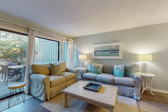 2-story condo with pool, beach, dog friendly, private deck, & W/D