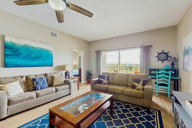 Intracoastal view condo with pool hot tub and marina access walk to beach