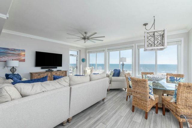 Panoramic direct oceanfront view condo w/ pool, hot tub, gym & steps to beach