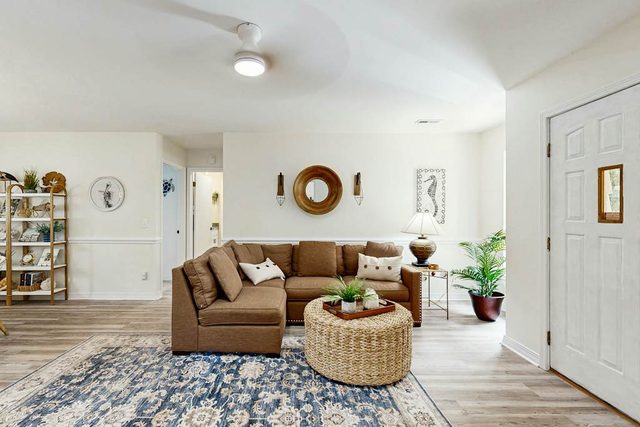 Mossy Oaks Cottage — Edisto Beach, SC