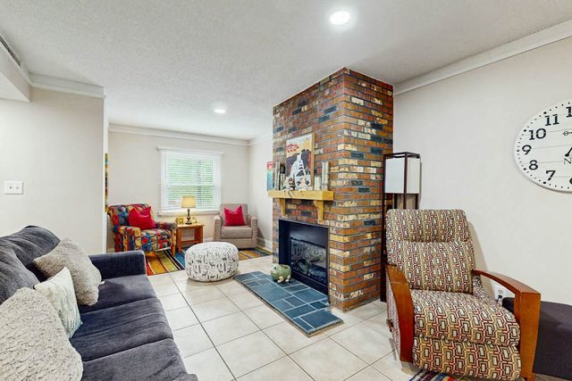 Cozy Split Townhome, Sleeps 6・Shared Pool・Gated