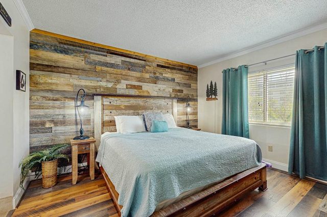 Gatlinburg Condo, Sleeps 6, Fireplace, River View