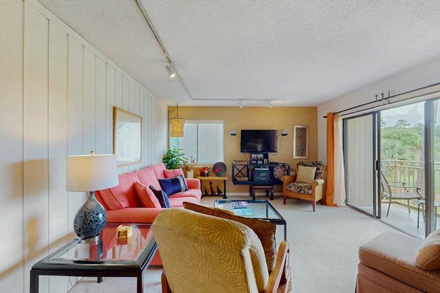 Second-Floor Condo with WiFi, Pool, Golf Course Views - Near the Beach