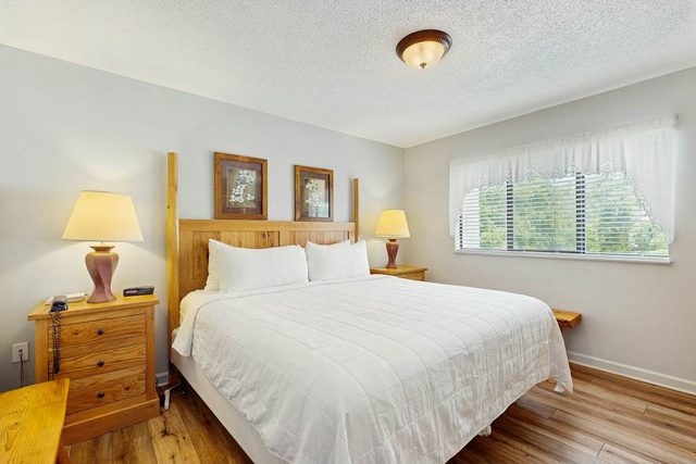 Smokies Getaway, Fireplace Nights, Pool Access